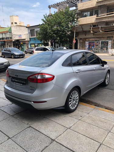 Ford Fiesta Kinetic 1.6 Sedan Se Plus 120cv