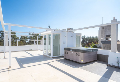 Proyecto De 9 Casas Nuevas En Sector Tranquilo De Marbella