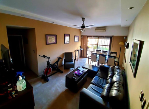 Imagen 11 de 26 de Hermoso Ph En Venta En Caseros Centro Con Cochera Y 2 Patios