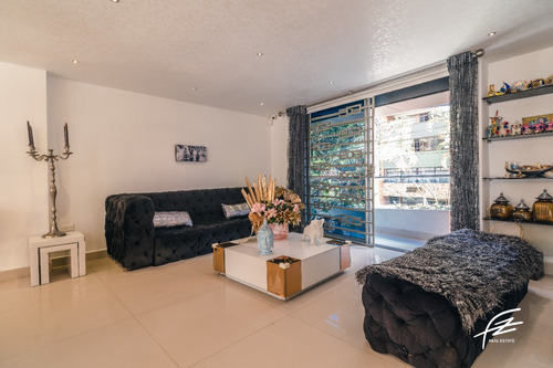 Hermosa Casa En Laureles