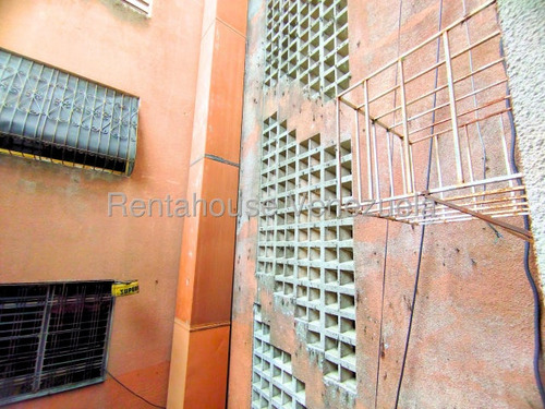 Milagros Inmuebles Apartamento Venta Barquisimeto Lara Zona Centro Economica Residencial Economico Código Inmobiliaria Rent-a-house 25-20742