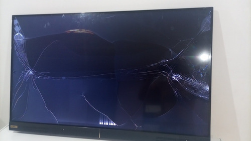 Imagen 1 de 3 de Tv Jvc 43 Pantalla Rota