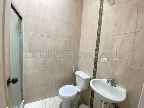 Gbf 25-16345 La Morita Karol Home Ii Vendo Hermoso Townhouse Contácteme Ya.