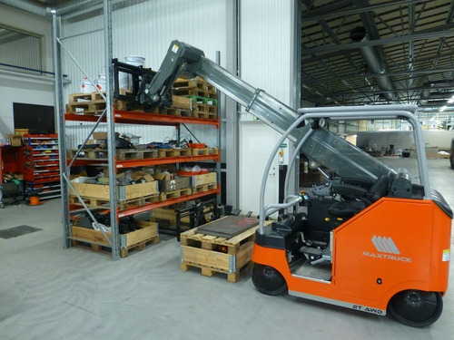 Autoelevador Electrico Maxtruck Con Batería Y Cargador