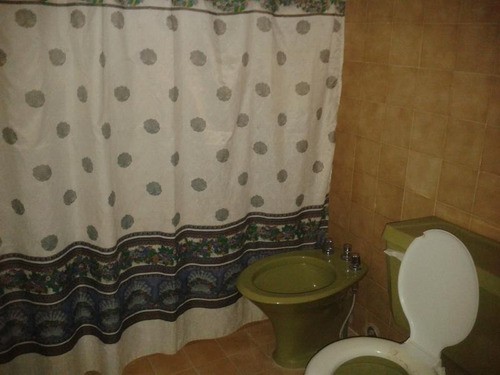 Casa/departamento En Alquiler En El Centro De Piriapolis
