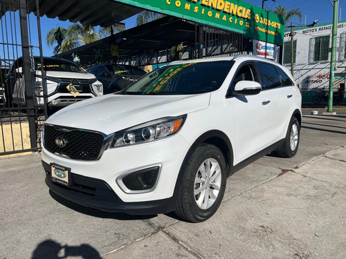 Kia Sorento 2.4 Lx At