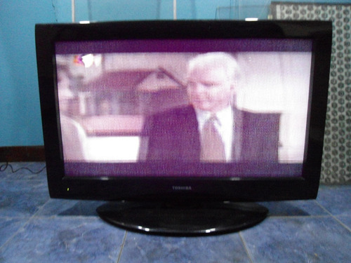 Imagen 1 de 8 de Rematotelevisor Lcd Toshiba 32¨ 32dt2ul1 Negociable
