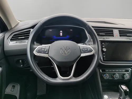 Volkswagen Tiguan 5p Comfortline L4/1.4/T Aut 7 Pas