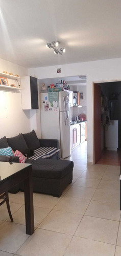 Imagen 8 de 10 de Castelar Norte Departamento Excelente Estado
