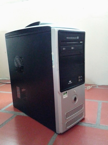Imagen 5 de 6 de Computador De Escritorio En Muy Buen Estado