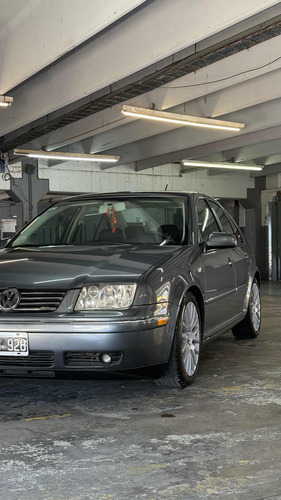 Volkswagen Bora 1.8 T Highline Cu