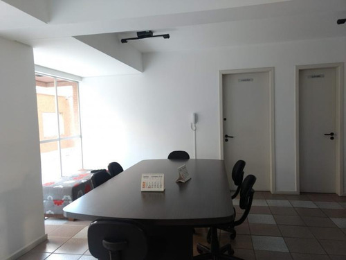 Imagem 4 de 14 de Apartamento Para Venda Em Curitiba, Centro, 1 Dormitório, 1 Banheiro, 1 Vaga - 304_2-450142