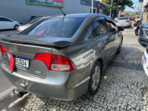 Honda Civic 1.8 Lxs Flex 4p