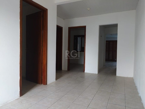 Casa Em Hípica Com 2 Dormitórios - Lu430809