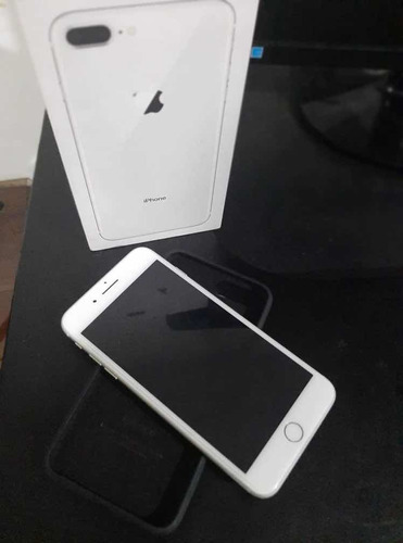 iPhone 8 Plus