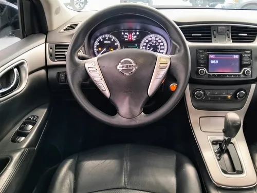 Nissan Sentra 1.8 B17 Advance