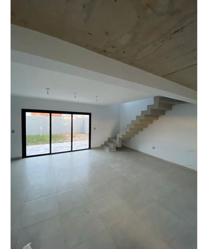Imagen 2 de 10 de Duplex A Estrenar En San Ignacio Village - Manantiales
