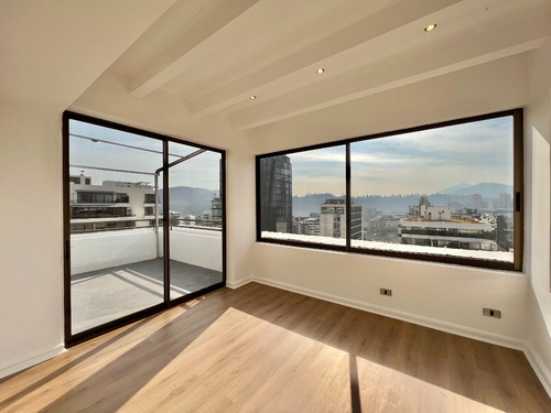 Amplio Penthouse I Vista Despejada I Los Acantos I Impecable