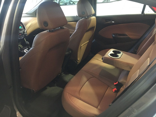 Imagen 10 de 15 de Chevrolet Cruze 5p 1.4t Premier At