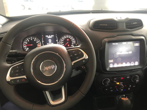 Imagen 16 de 18 de Jeep Renegade Longitude 4x2 Gris Clarita My 22 Lp