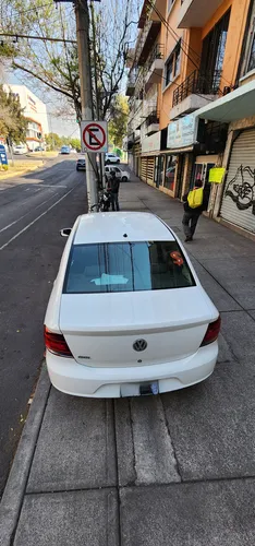 Volkswagen Gol Sedan 1.6 trendline 5vel aa mt