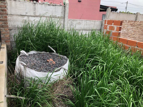 Lote Con Mejoras A La Venta En Maximo Paz Moradas De Maximo.