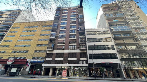 Venta - Semipiso Av Santa Fe 2 Dormitorios Y Dependencia