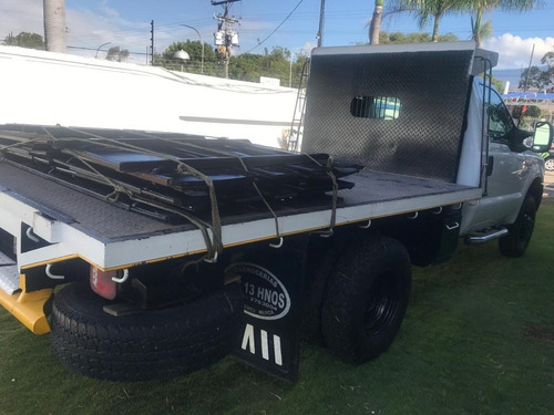 Imagen 4 de 13 de Ford F350 Triton