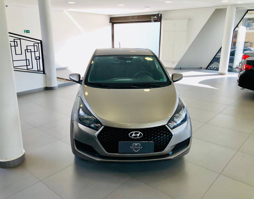 Imagem 2 de 9 de Hyundai Hb20s 1.6 Comfort Plus 16v Flex 4p Automático