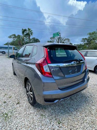 Imagen 2 de 15 de Honda Fit 2019 5p Hit L4/1.5 Aut