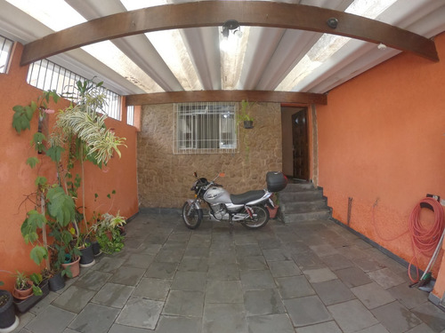 Sobrado - 3 Dorms(1 Suíte), 1 Vaga - Fl33