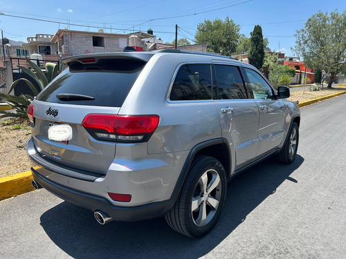 Jeep Grand Cherokee 3.6 Limited Lujo V6 4x2 At