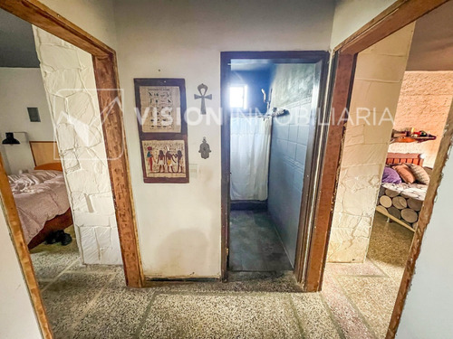 Inversores: Venta De Casa Con Renta Las Toscas Sur 97 M2: 3 Dormitorios 2 Baños Completos Piscina Parrillero Jardín Fondo Depósito Cerco. Propiedad Horizontal, Totalmente Independiente. 275 M2 Terreno