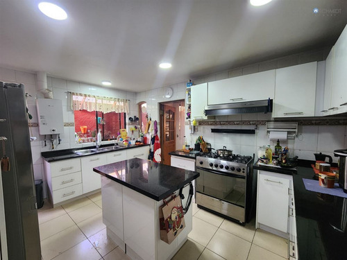 Casa En Arriendo Villa María Lucia De 4 Dorm, Machalí