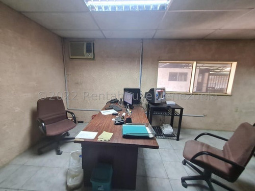 Imagen 11 de 30 de Galpones En Venta Zona Industrial Barquisimeto, Luz Trifásica, Tanque De Agua, Código 23-5431, Mz 29/03