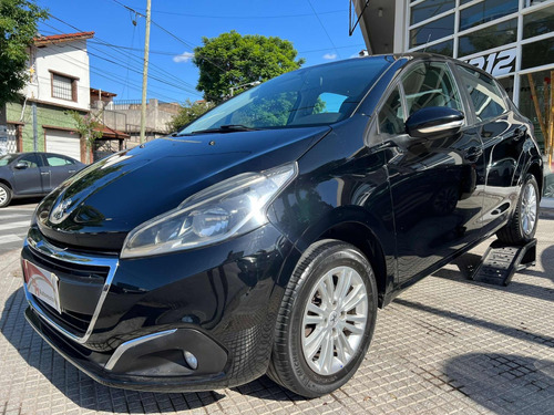 Peugeot 208 1.6 Allure