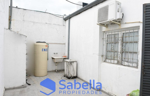 Imagen 10 de 30 de Venta De Casa Apta Profesional En La Plata.