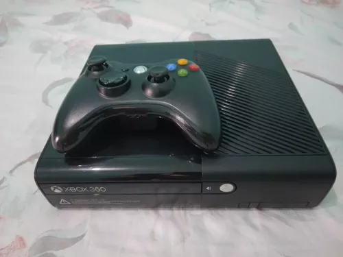 Console Xbox 360 Super Slim 250GB Desbloqueado (SEMINOVO