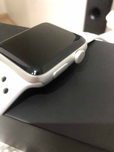 Apple Watch 2 Nike 42mm Prata - Brinde 5 Pulseiras