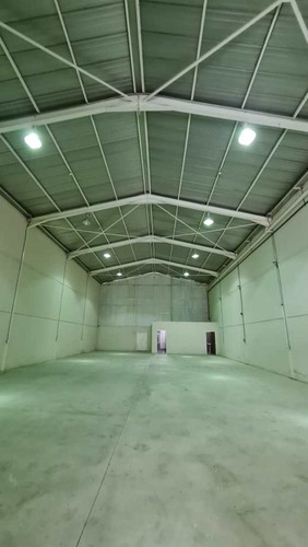 Venta Galpón Zona Industrial Monteserino, San Diego