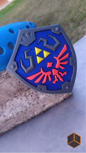 Mini Replica Escudo Hyliano / Hylian Shield (zelda)