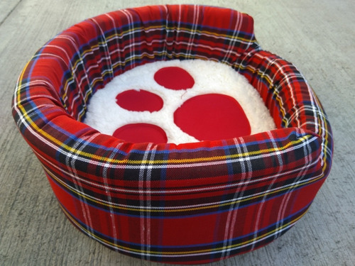 Cama Escocia 52x50x17 Con Cojin Desmontable Para Perro