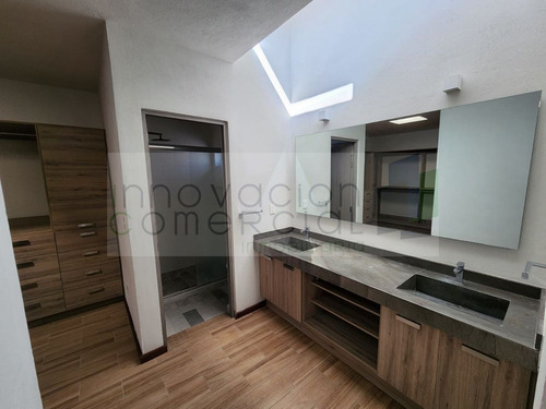 Imagen 23 de 28 de Casa En Renta, Hacienda Juriquilla, 3rec, 3.5 Baños, Cto De