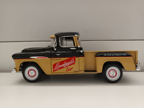 Auto World Chevy Stepside 1957 Escala 1:18 Negro (Usado)