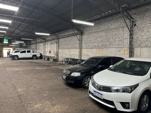 Venta Galpon / Garage 640 M2 Cubiertos - Centro