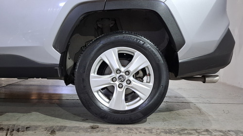 Toyota RAV4 2.5 XLE AWD AT