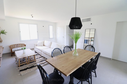 Duplex 4 Ambientes Alquiler - Garin - Barrio Privado