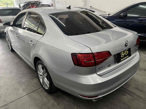 Volkswagen Jetta 2.0 TSI HIGHLINE 211CV GASOLINA 4P TIPTRONIC