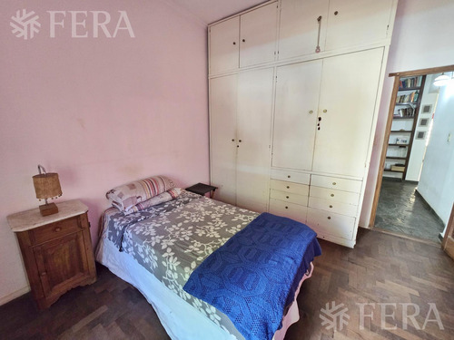 Venta Casa 3 Ambientes Con Cochera Y Piscina En Quilmes Oeste