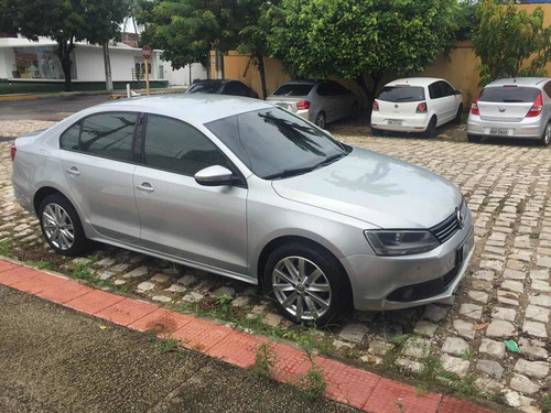 Volkswagen Jetta 2012 2.0 Comfortline Flex 4p Automática